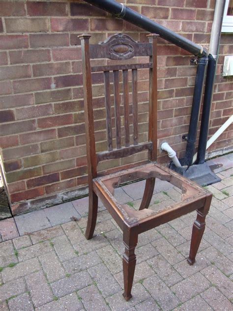 dining chairs    dating collectors weekly