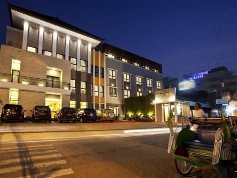 hotel jentra malioboro yogyakarta booking deals  reviews