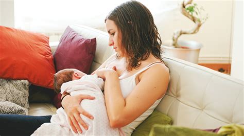 6 things i wish i d had at home after giving birth what to expect