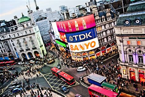 11 Secrets Of Piccadilly Circus Londonist