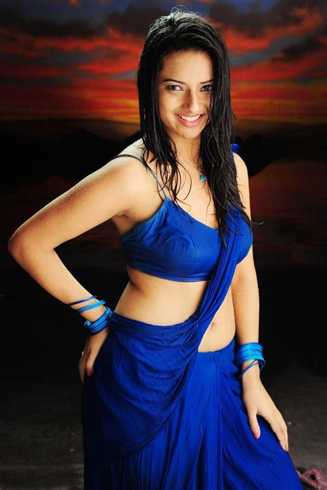 hot picture world isha chawla explore her sex with red