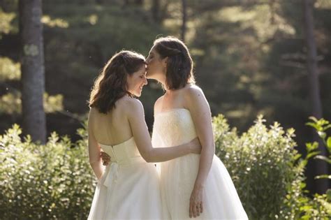 Lesbian Wedding The Spring In Their Hearts Queer Life