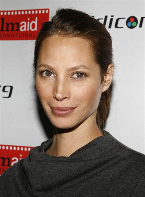 christy turlington christy turlington celebrities celebrity photo gallery