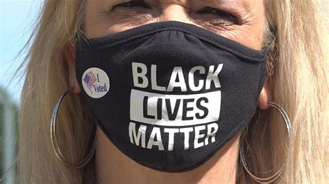 voter turned away for wearing blm mask