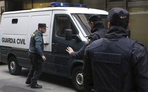 een verdachte opgepakt na aanslag barcelona leeuwarder courant