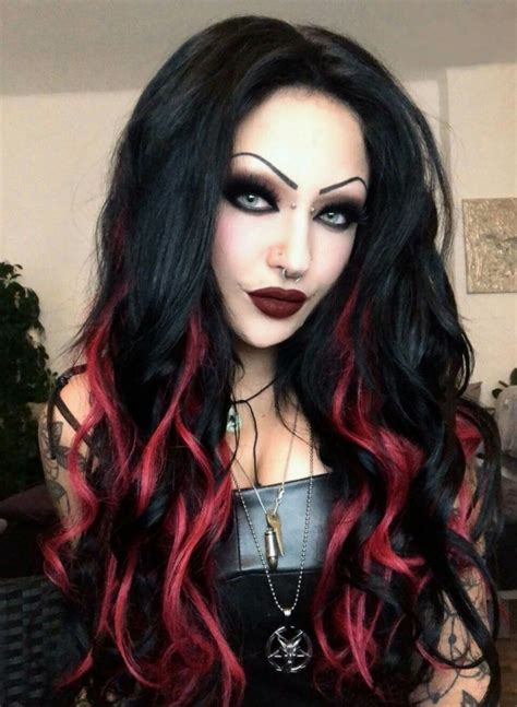 Gothic Girls Goth Beauty Dark Beauty Gothic Hairstyles Cool