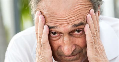 surprising early signs  alzheimers disease huffpost