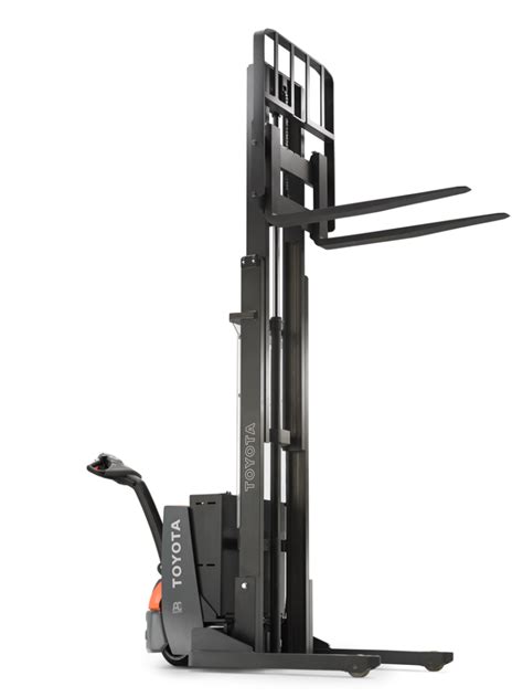 toyota walkie stacker 2 000 lb to 2 500 lb capacity