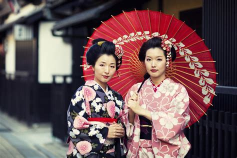 love  traditional japanese clothing youre   historyplex