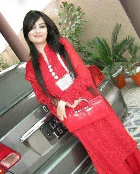 Pakistani Hot Aunties Photos Pakistani Cute And Hot Girls