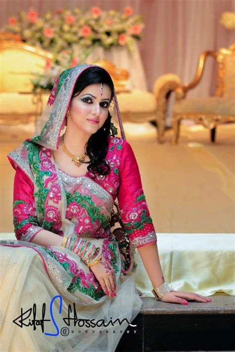 17 Best Images About Gujarati Saree Draping On Pinterest