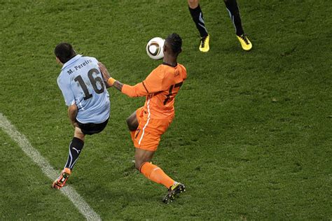 2010 World Cup The Netherlands Advances Despite Conceding Another Late