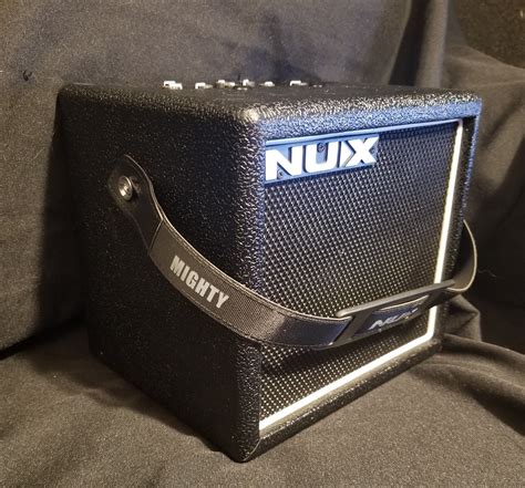 new nux mighty 8se portable guitar amplifier w multi effects battery