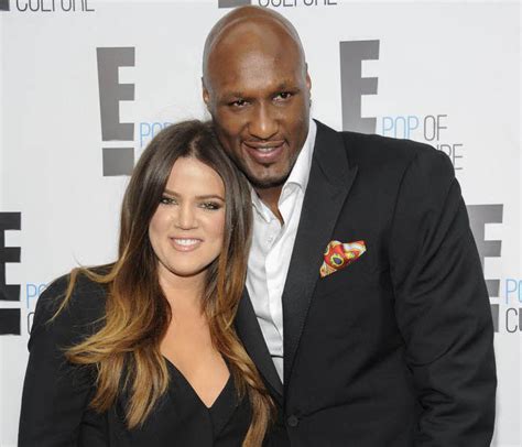 khloe kardashian files for divorce from lamar odom