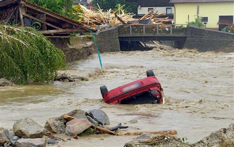 Überschwemmung in wertingen heute unwetter in deutschland vier tote
