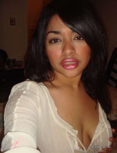 gorgeous latina bbw whores naked on cam