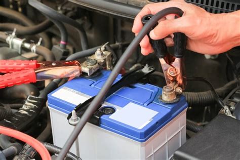 charge  car battery    mechanic base