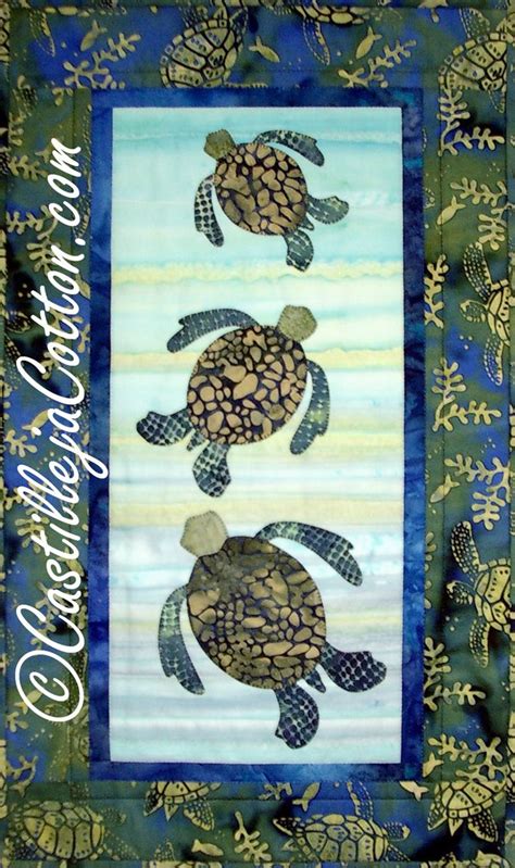 pin  quiltwomancom  animal nature quilts turtle quilt