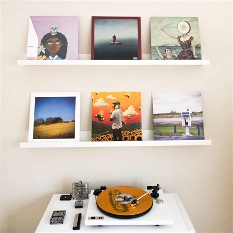 display vinyl records  wall
