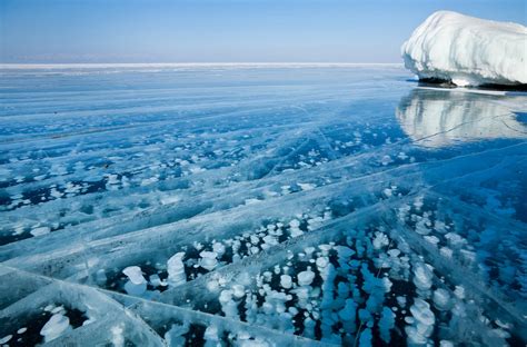 Ice Bubbles In Lake Baikal Russia 21 Chilling Places