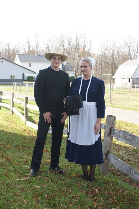 Deluxe Amish Woman S Costume Bonnet Apron Dress Etsy In 2020 Amish