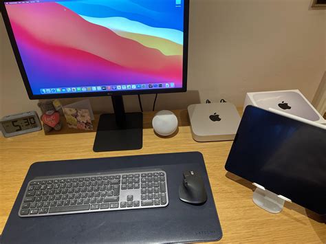 mgbtb mac mini arrived today   desk setup   complete absolutely loving
