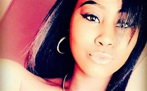 teenager tovonna holton killed herself after nude shower video goes on snapchat metro news