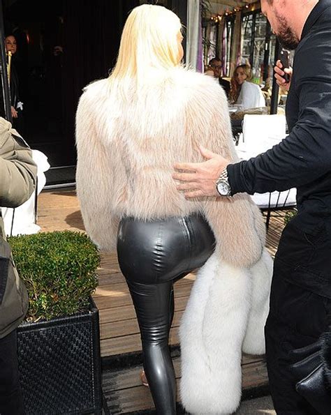 kim kardashian s bottom steals back the attention from her new hair in paris ok magazine