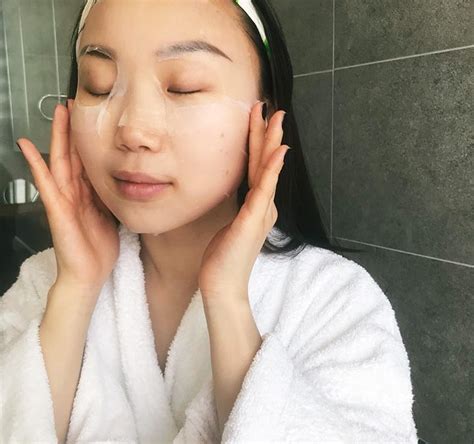 How To Do A Korean Facial Massage Style Story