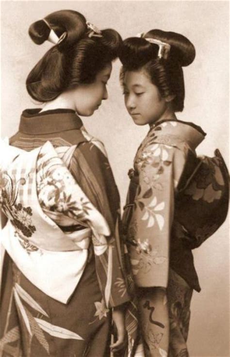 retro photos of japanese geisha girls 16 pics
