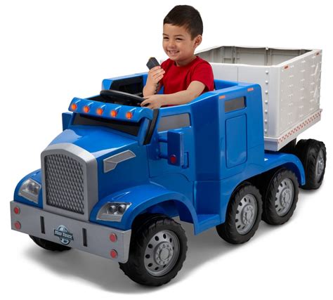 battery operated power wheels semi truck   hauls  kids