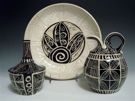 sgraffito pottery spring  tootsie bowl pottery  linda ellard brown pottery techniques