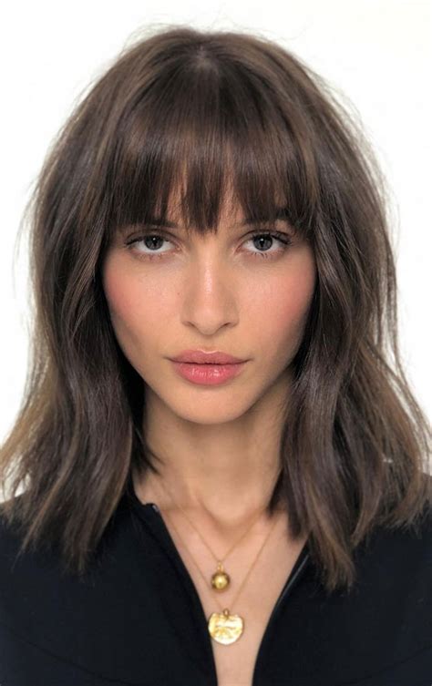 21 Cute Lob With Bangs To Copy In 2021 Trendy Lob With Bangs