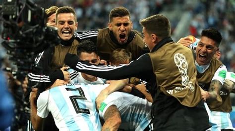 argentina se clasifico   gol en ultimo minuto