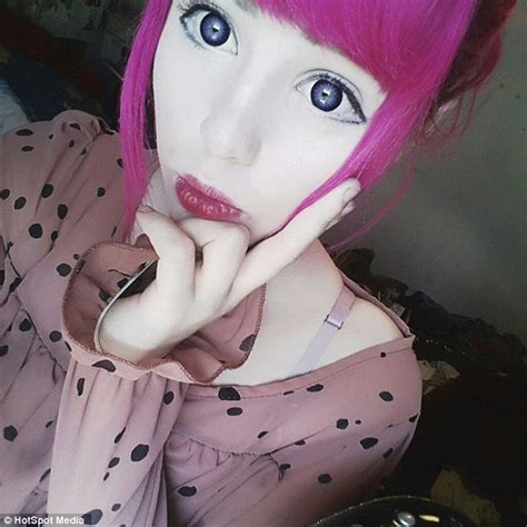 meet the australian teen who transforms herself into a japanese anime character daily mail online