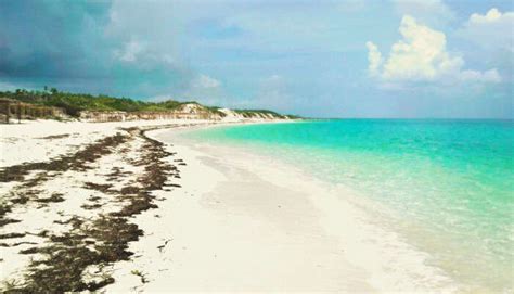 visit cuba beaches   swimming sunbathing