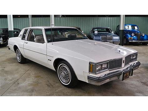 oldsmobile delta  royale  sale classiccarscom cc