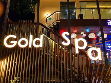 closest hotels  gold spa son tra peninsula