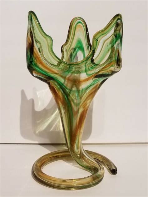 Vintage Murano Hand Blown Art Glass Swirl Vase With Twisted Stem Base