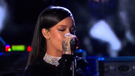 rihanna diamonds live at the concert for valor 2014 realtime youtube