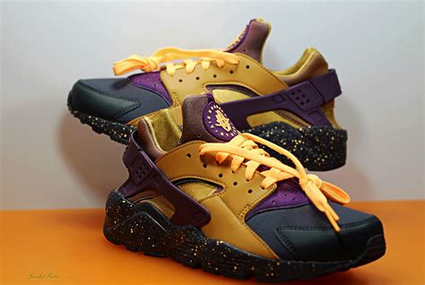 sneaker bistro streetwear served  class nike air huarache anthracitepro purple
