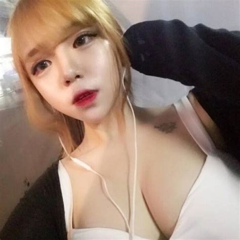 asia porn photo big tit korean bimbo for degrade