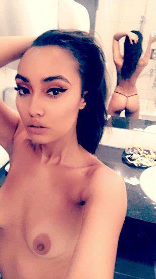 leigh anne pinnock nude and sexy ultimate collection scandal planet