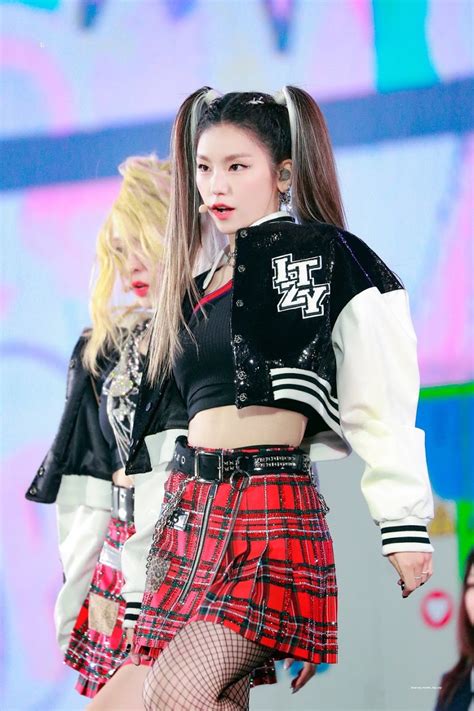 these photos prove itzy s yeji can rock any hairstyle