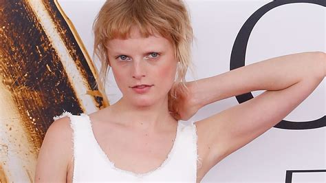 what is intersex top model hanne gaby odiele reveals she has the condition health