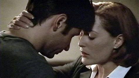 The X Files 17 Of Mulder And Scully S Best Moments