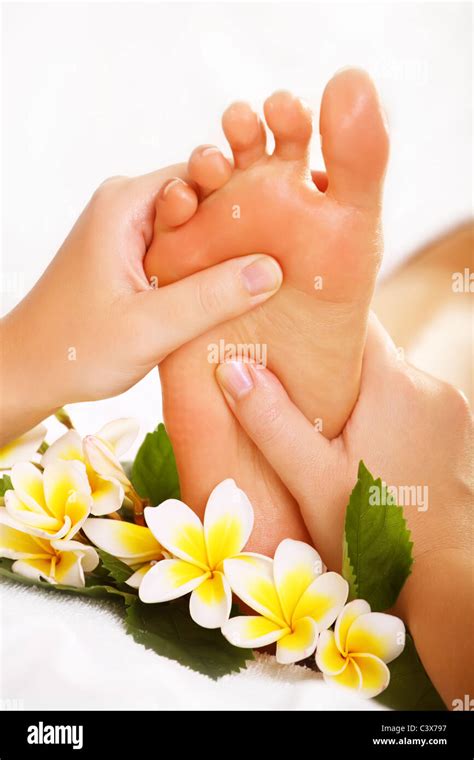 reflexology foot massage outlet discount save  jlcatjgobmx