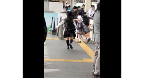 News Chikan Gropers Molester Runs Away From Japanese Schoolgirls At