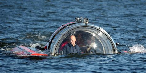 russia drops test video  putins poseidon doomsday nuclear torpedo business insider