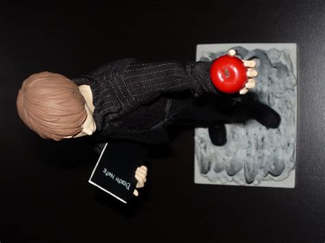 light yagami kira death note estatua 950 00 en mercado libre